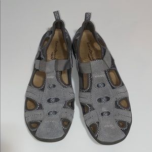 Earth Origin Slip-on shoe size 8 1/2